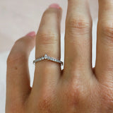 'V' Shaped Claw Set Wedding Ring