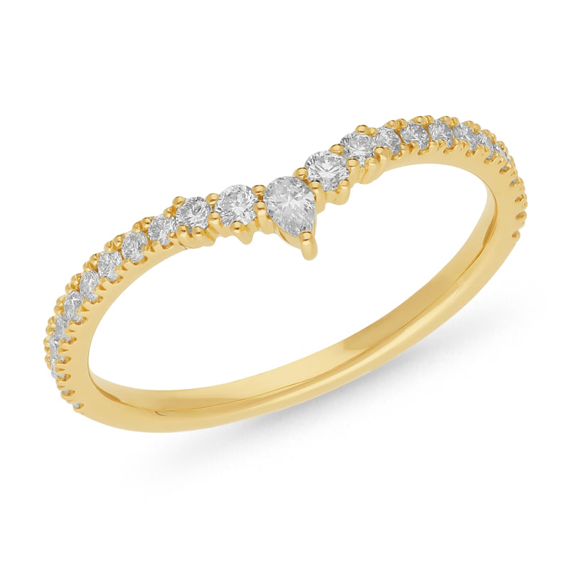 'V' Shaped Claw Set Wedding Ring