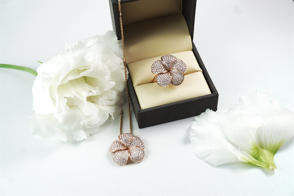 Win Your Valentine Over With These Romantic Jewellery Gift Ideas