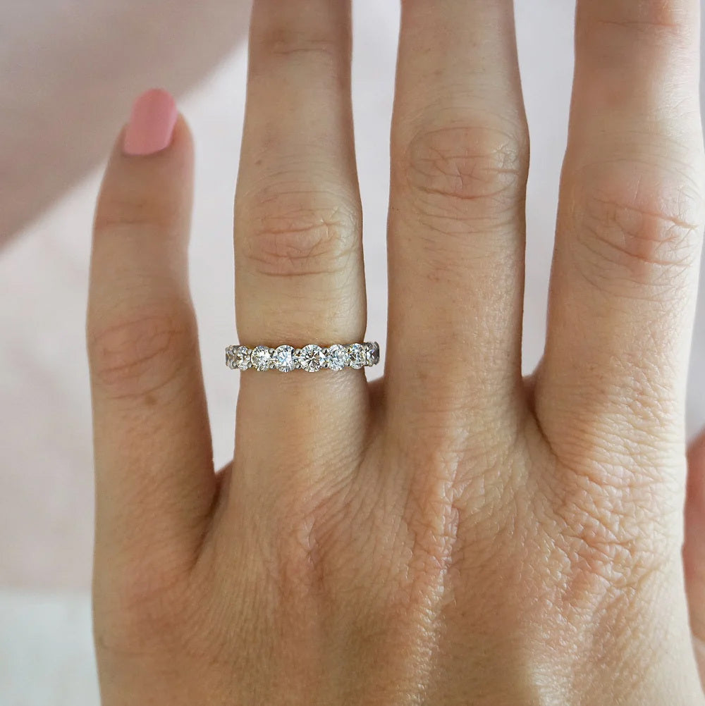 Claw Set White Gold Wedding Ring – York Jewellers AU