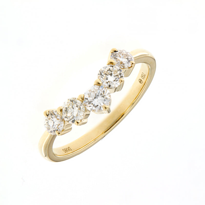 Round Brilliant Cut Diamond Curved Wedding Ring