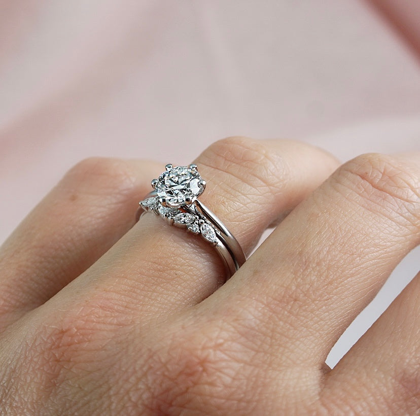 Slightly curved wedding band store