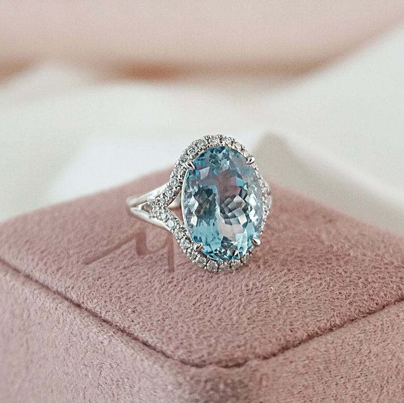 Oval Aquamarine and Diamond Ring