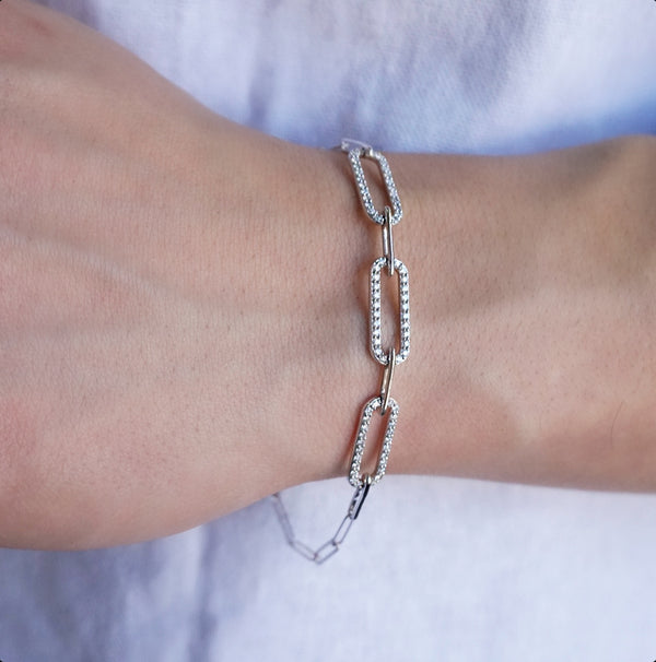 18ct White Gold Paper Clip Diamond Bracelet