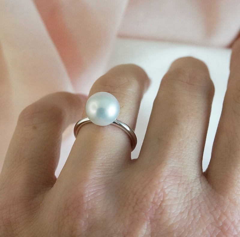 South Sea High Button Pearl White Gold Ring