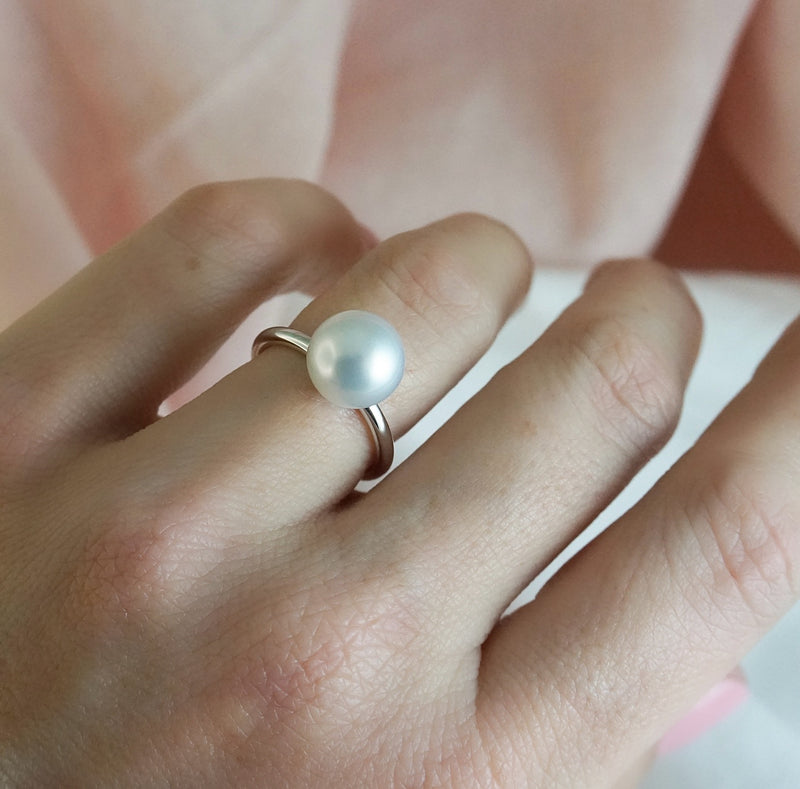 South Sea High Button Pearl White Gold Ring