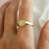 Oval Flat Top 18ct Yellow Gold Signet Ring