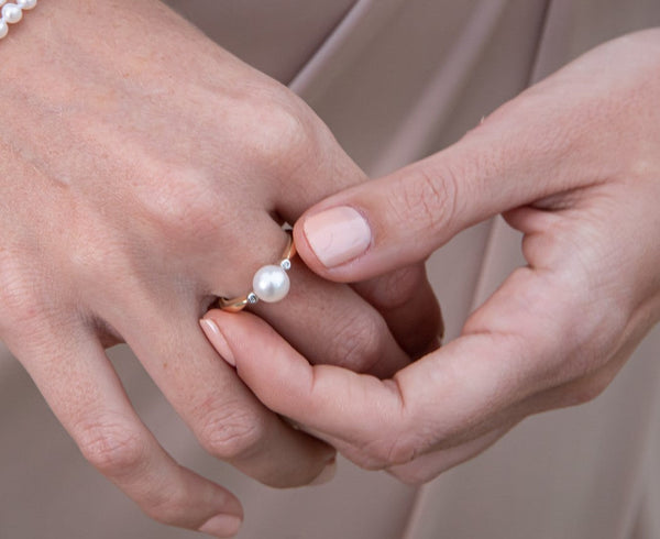 Classic Edison Pearl & Diamond Ring