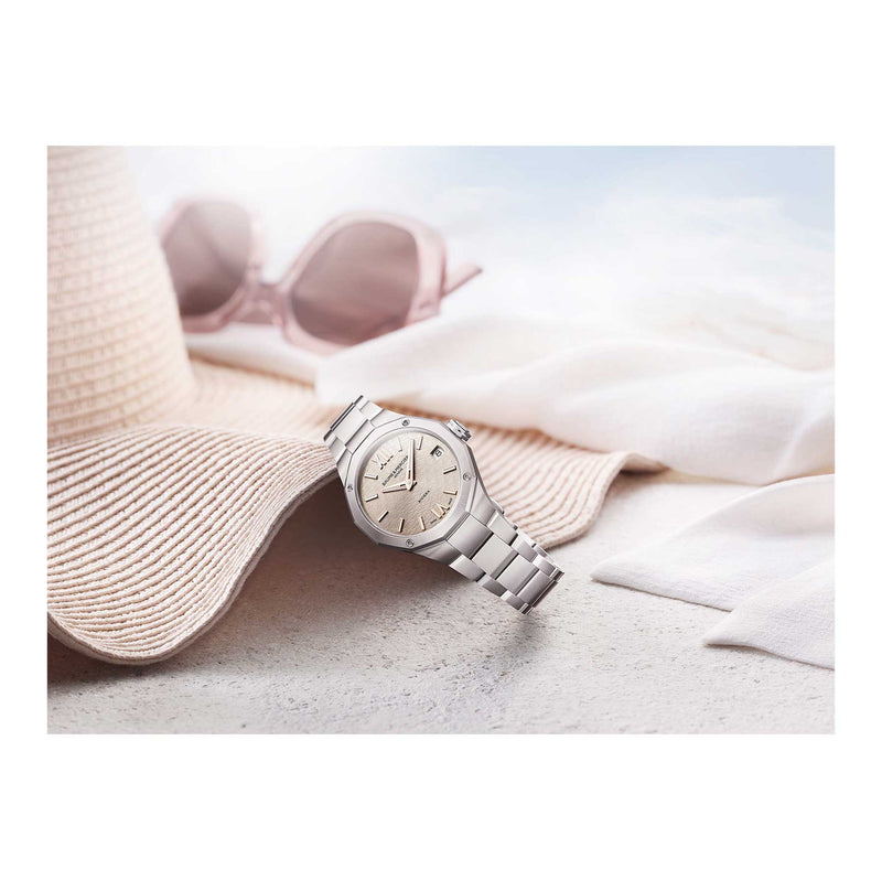 Baume & Mercier Riviera 10810 Quartz, Date Display Women's Watch 33mm